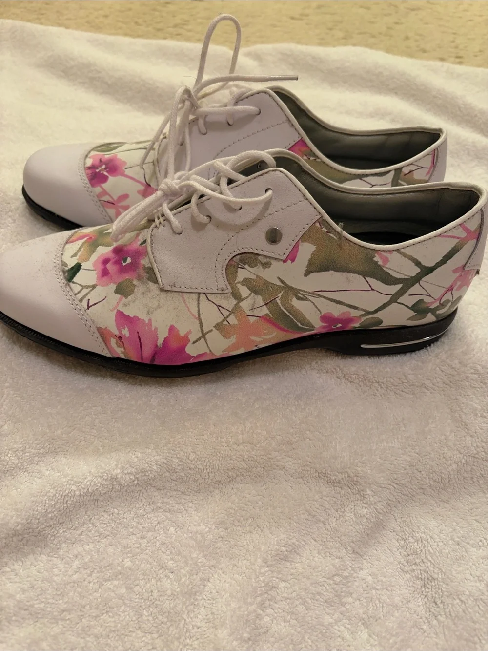 FootJoy women lace
